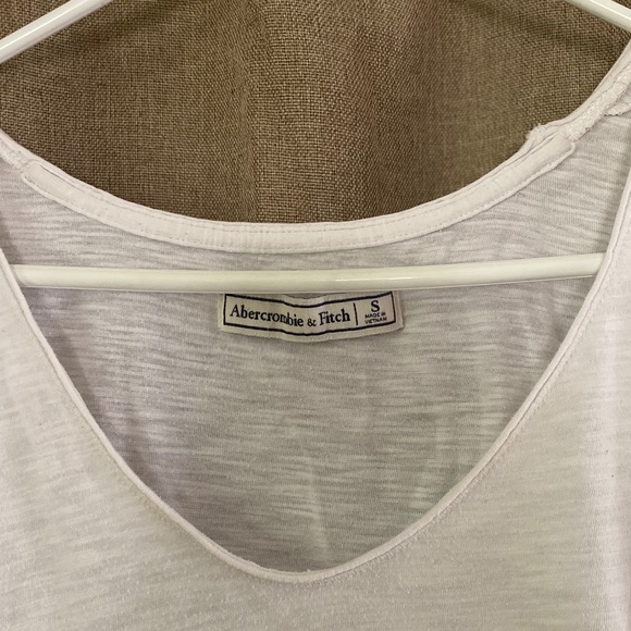 Abercrombie and Fitch white tank - Picture 4 of 4